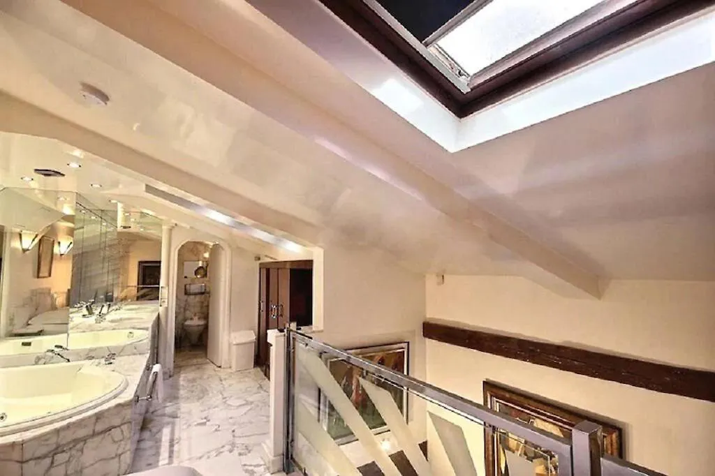 Louvre Terrace Apartment Παρίσι