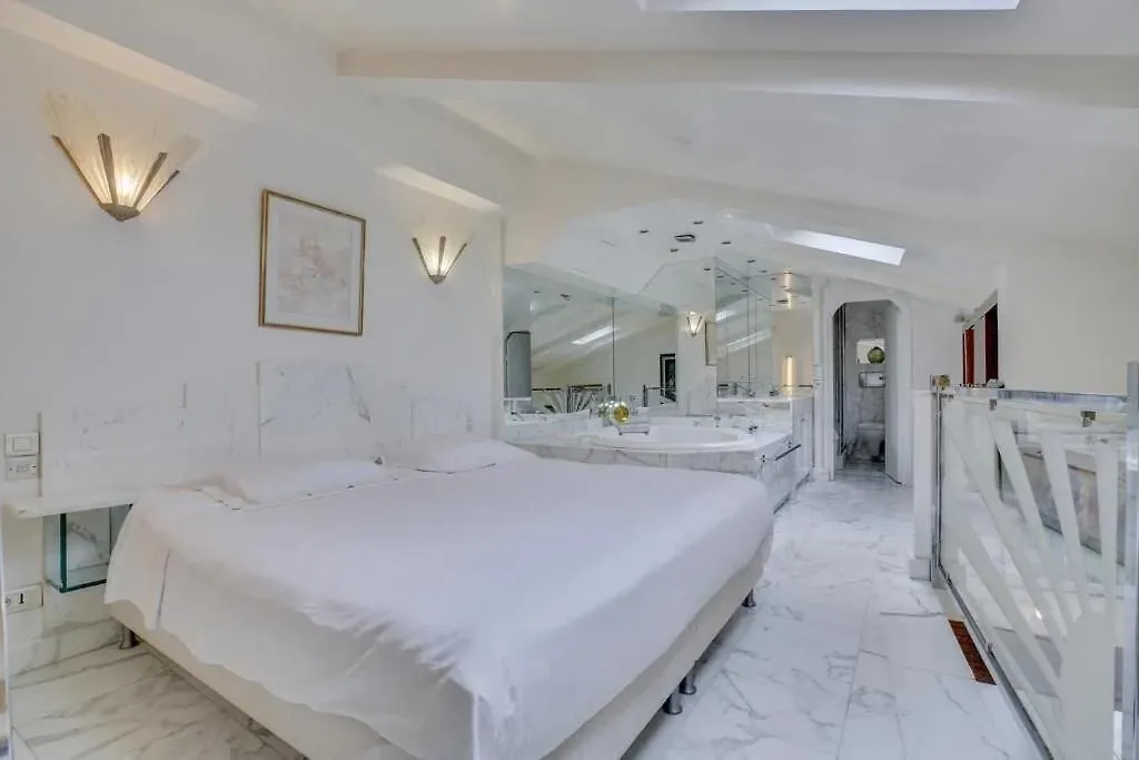 Louvre Terrace Apartment Παρίσι