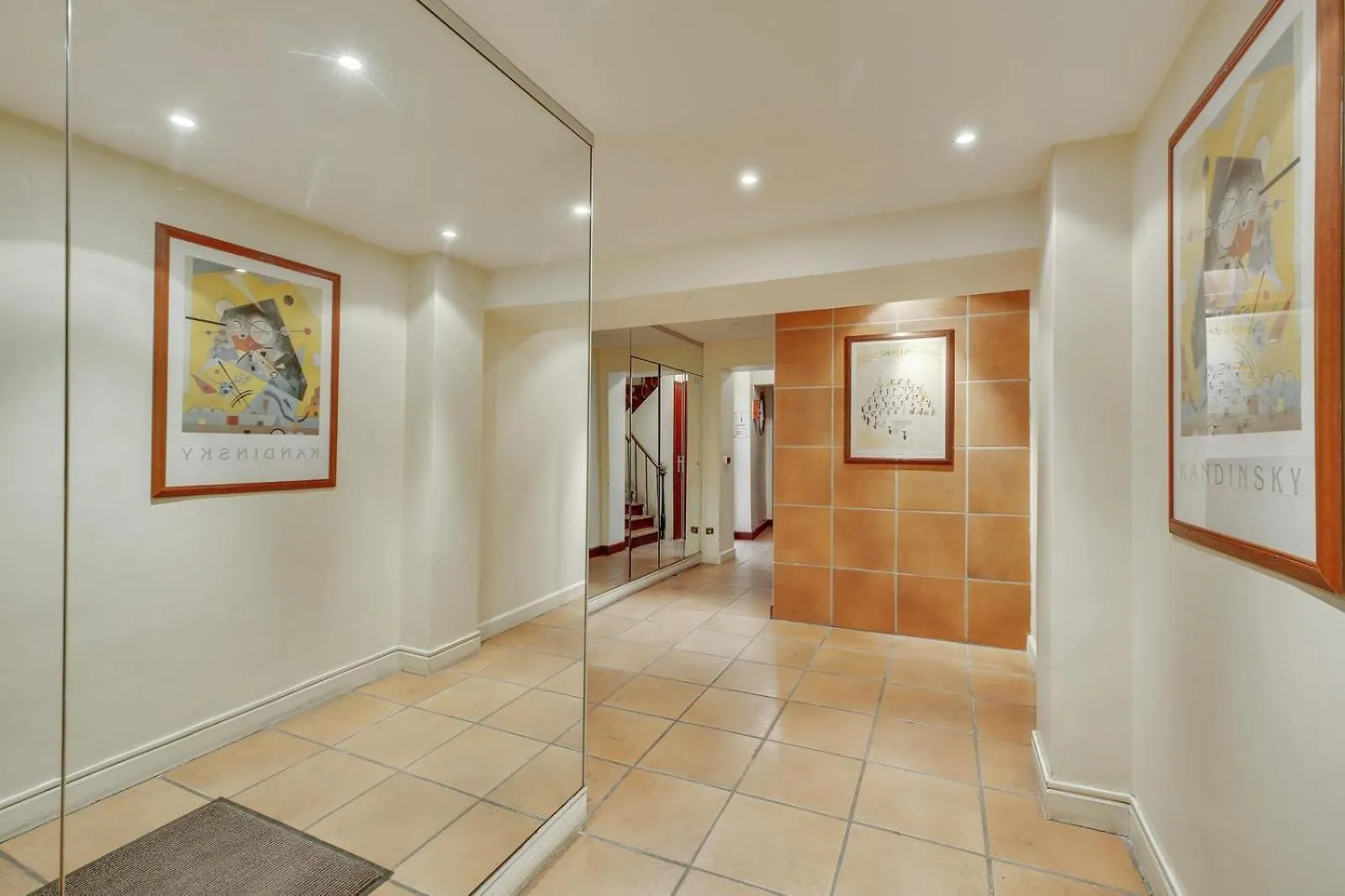 Louvre Terrace Apartment Παρίσι 0*,  Γαλλία